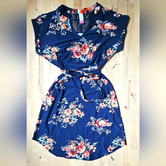 7/9, No Boundaries, Kimono, Knit, Bo-Ho, Floral Navy Dress, Belted - Picture 1 of 8